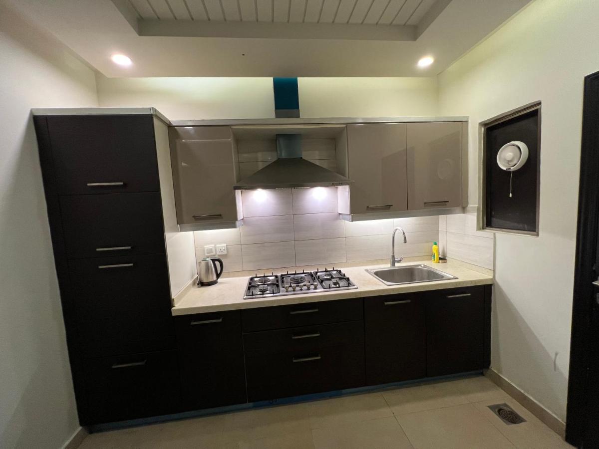 Serenity Corner 4 Bhk Islamabad Buitenkant foto