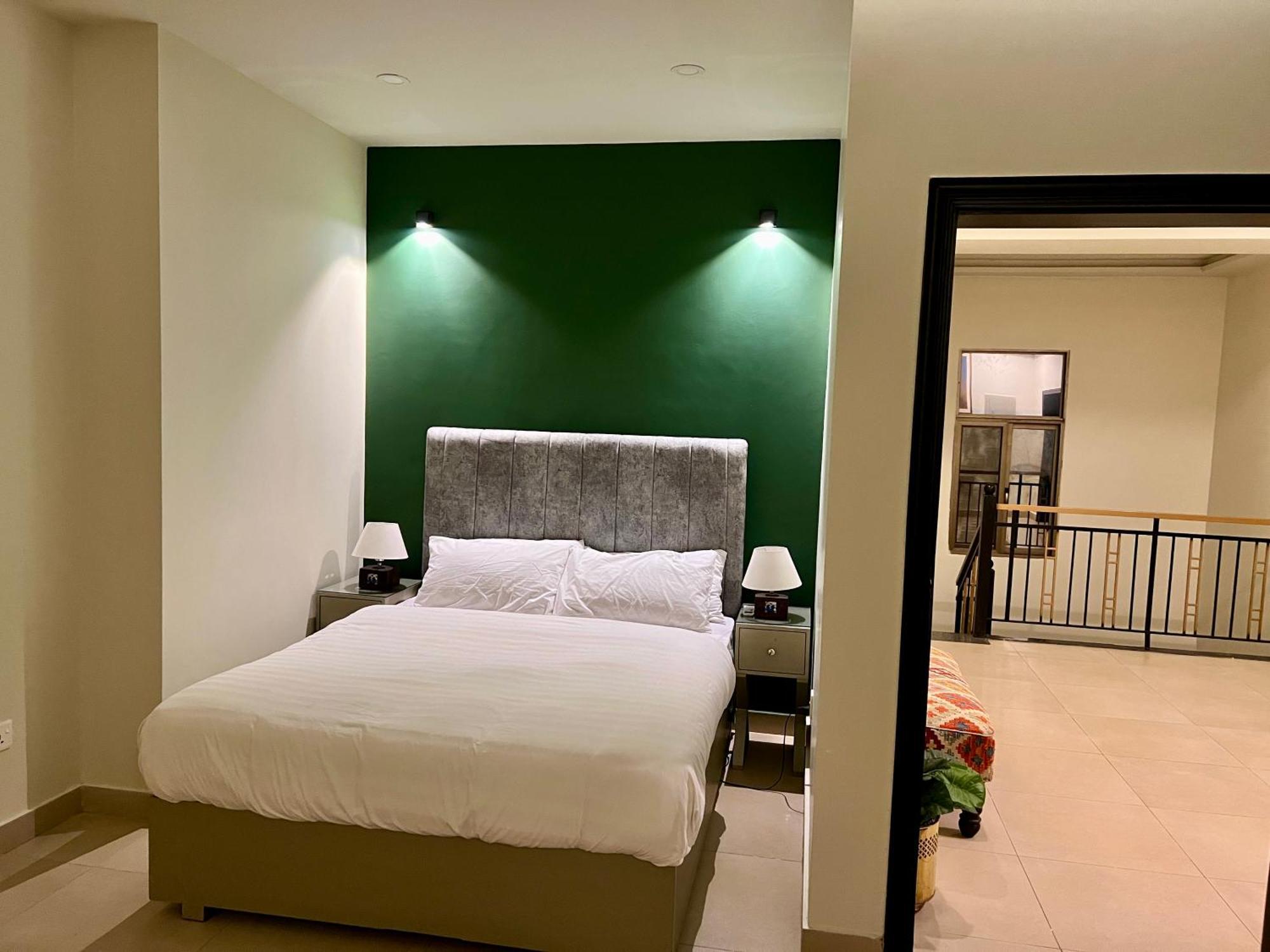 Serenity Corner 4 Bhk Islamabad Buitenkant foto