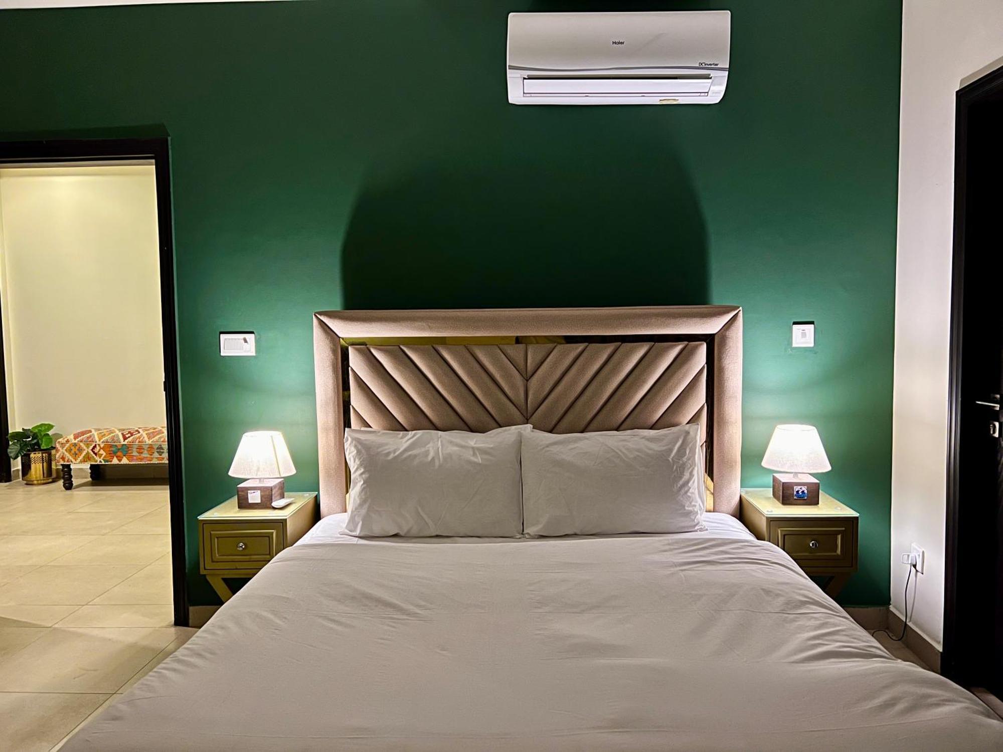 Serenity Corner 4 Bhk Islamabad Buitenkant foto