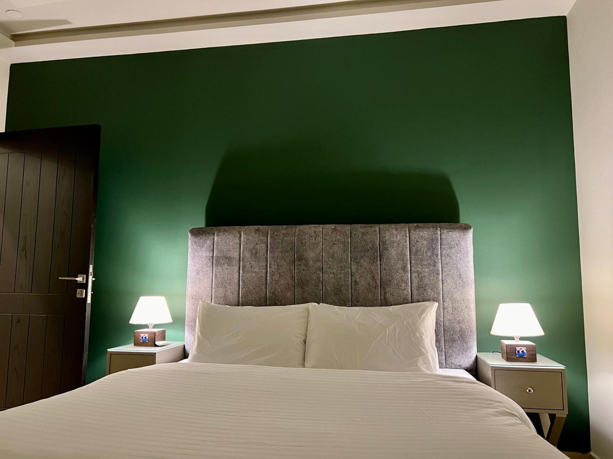 Serenity Corner 4 Bhk Islamabad Buitenkant foto