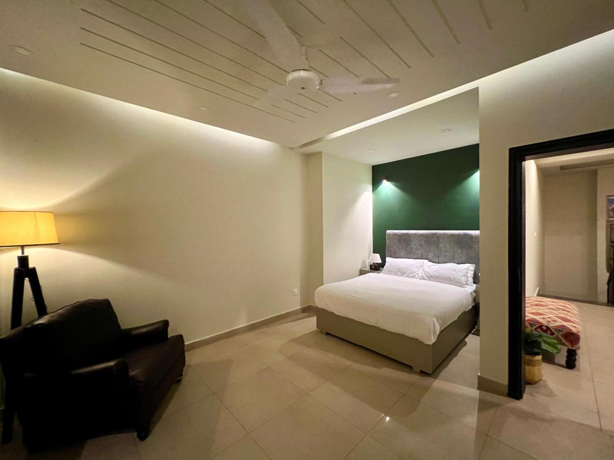 Serenity Corner 4 Bhk Islamabad Buitenkant foto